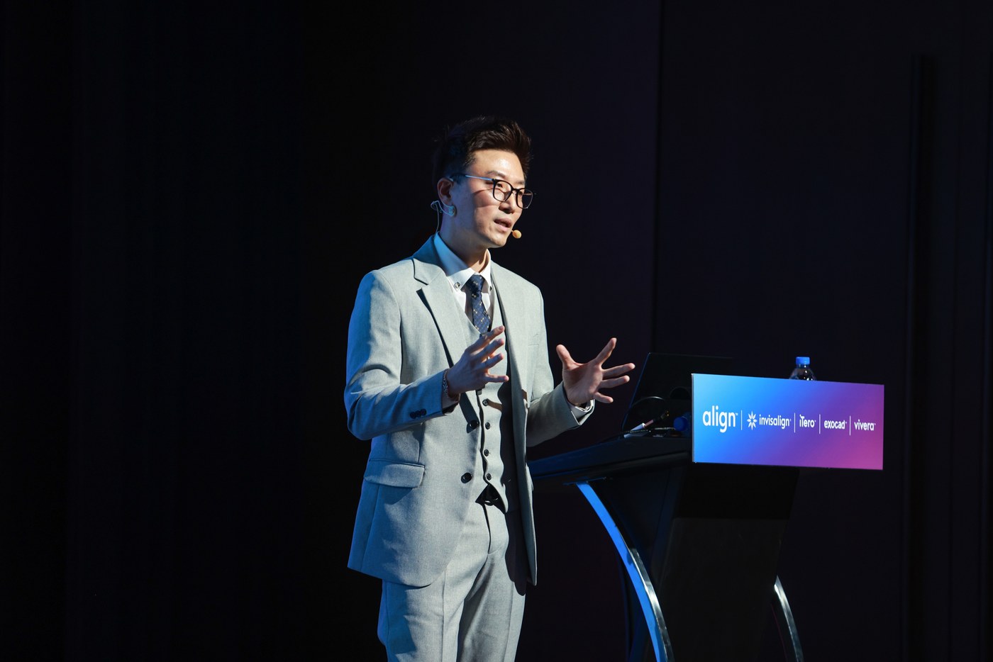 Dr. Hyeok-Ji · Invisalign APAC Summit